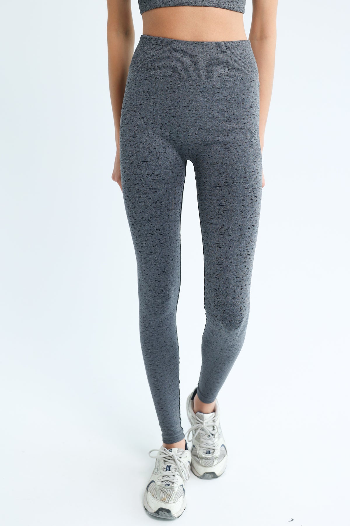 Vigor Seamless Leggings in Charcoal Grey